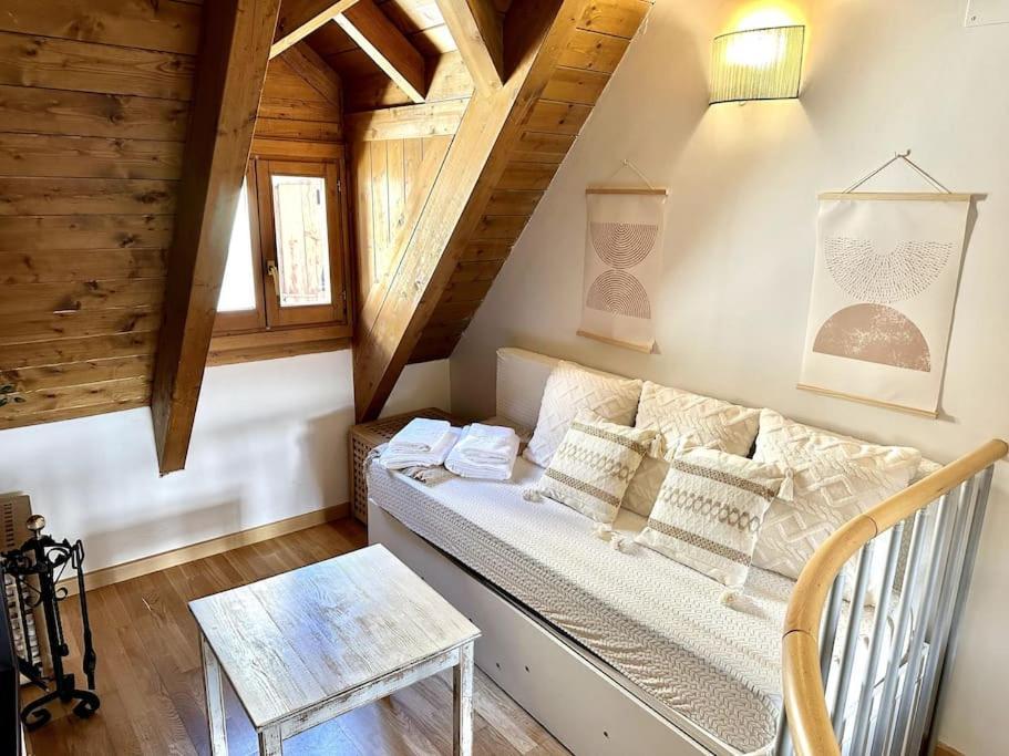 Duplex En Sallent De Gallego Bagian luar foto