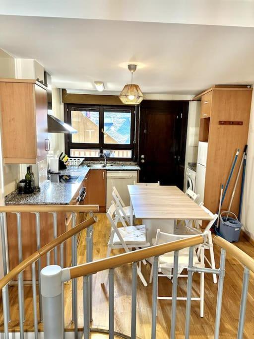 Duplex En Sallent De Gallego Bagian luar foto