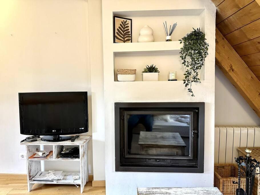Duplex En Sallent De Gallego Bagian luar foto